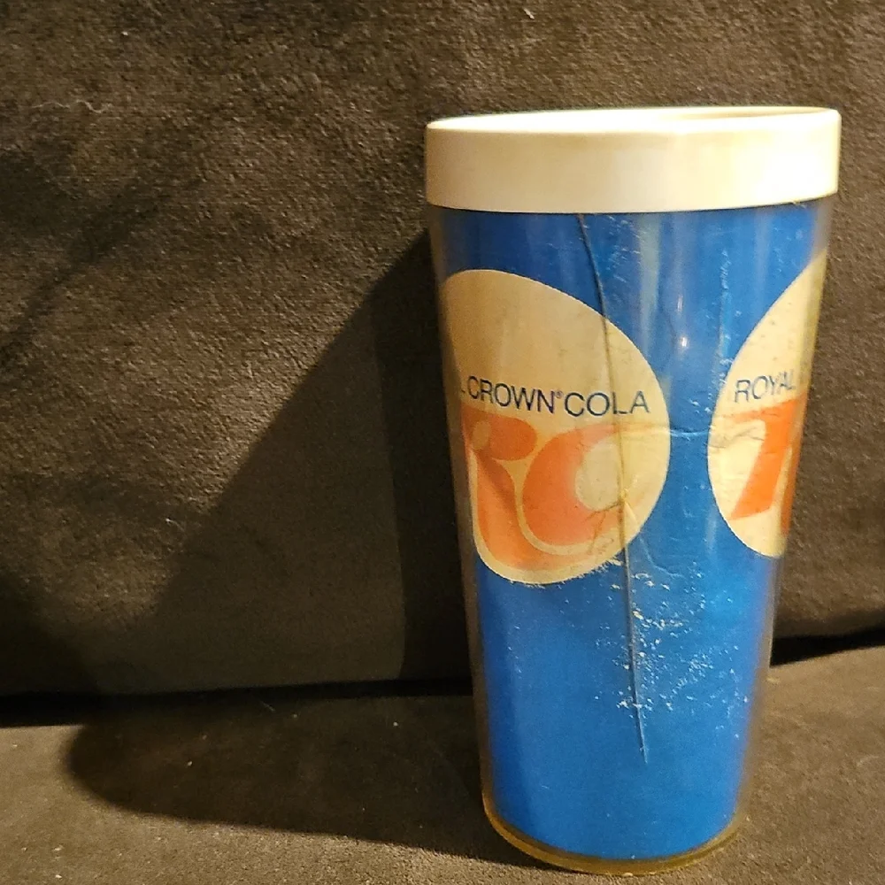 2 VINTAGE RETRO 7 UP Butterfly RC Cola Tumblers 60s Thermo Serv Kitchen RARE Cup